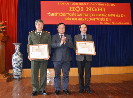 http://yenbai.gov.vn/vi/PublishingImages/an%20ninh%20quoc%20phong/an%20toan%20giao%20thong/tangbkub.JPG
