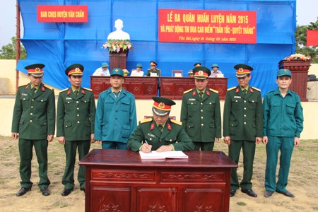 http://yenbai.gov.vn/ImagerOld/vi/PublishingImages/nguyenhien/2015/CTV/VC%20Ky%20gia%20uoc%20thi%20dua_Anh%20Doan%20Ha.JPG