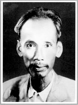 Chủ tịch Hồ Chí Minh năm 1945
